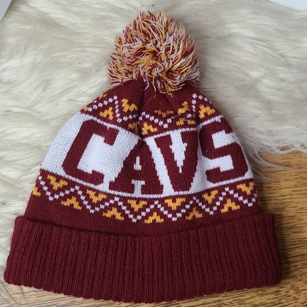 NBA Cleveland Cavaliers beanie pom pom LeBron